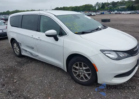 2022 Chrysler Voyager Lx z USA, uszkodzony, nr VIN 2C4RC1CGXNR102738